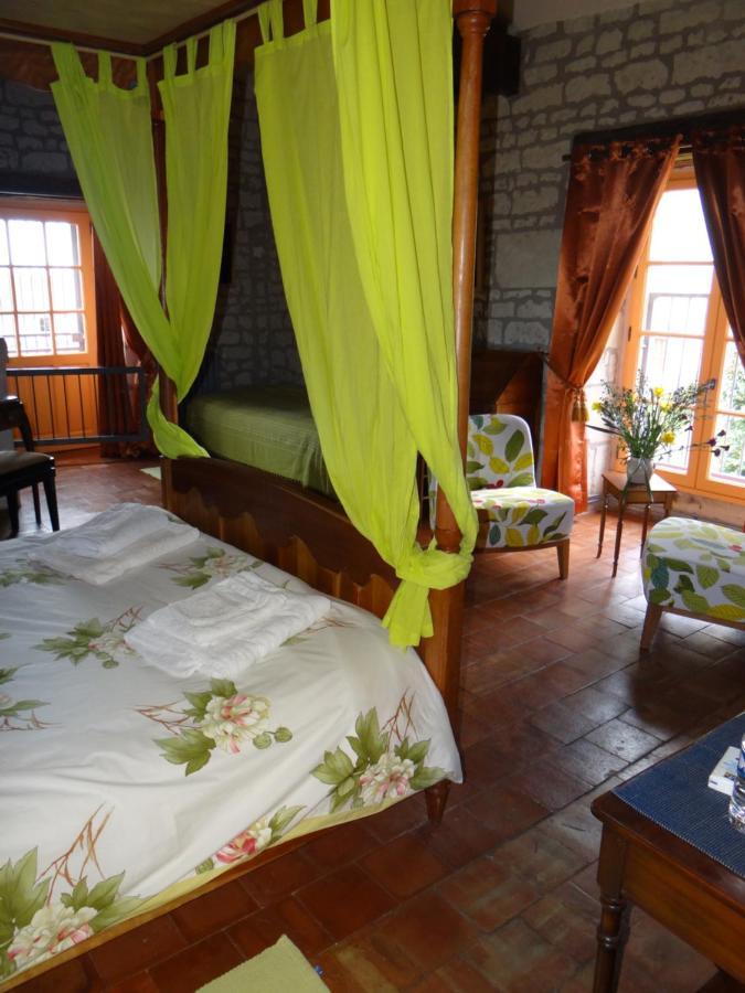 Gite Du Manoir Des Roches Saires Luaran gambar